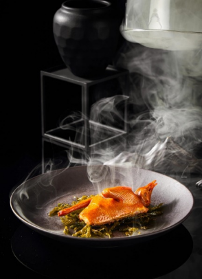 崂山绿茶熏熟成“鸠TUN鲍”